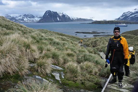 Com a roupa de caiaque, explorando Prion Island, na Geórgia do Sul